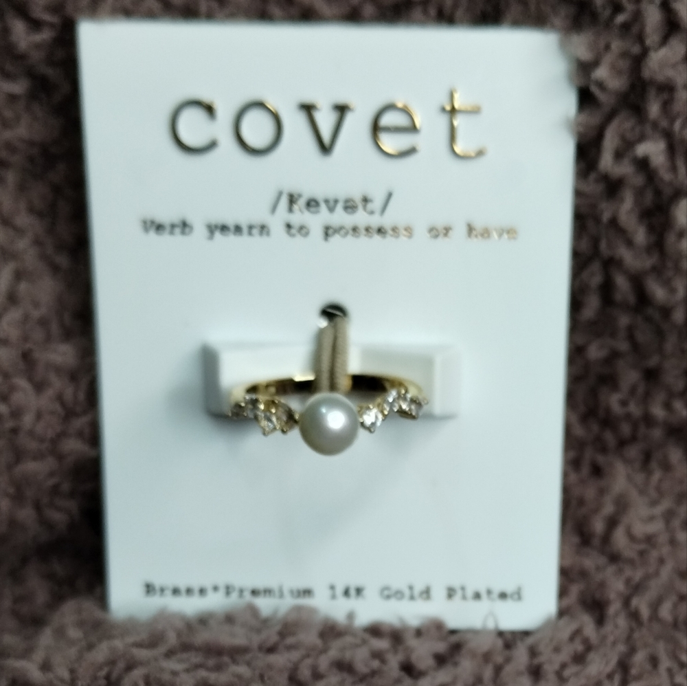14kt gold plated pearl ring.  Sz 6.  NWT
